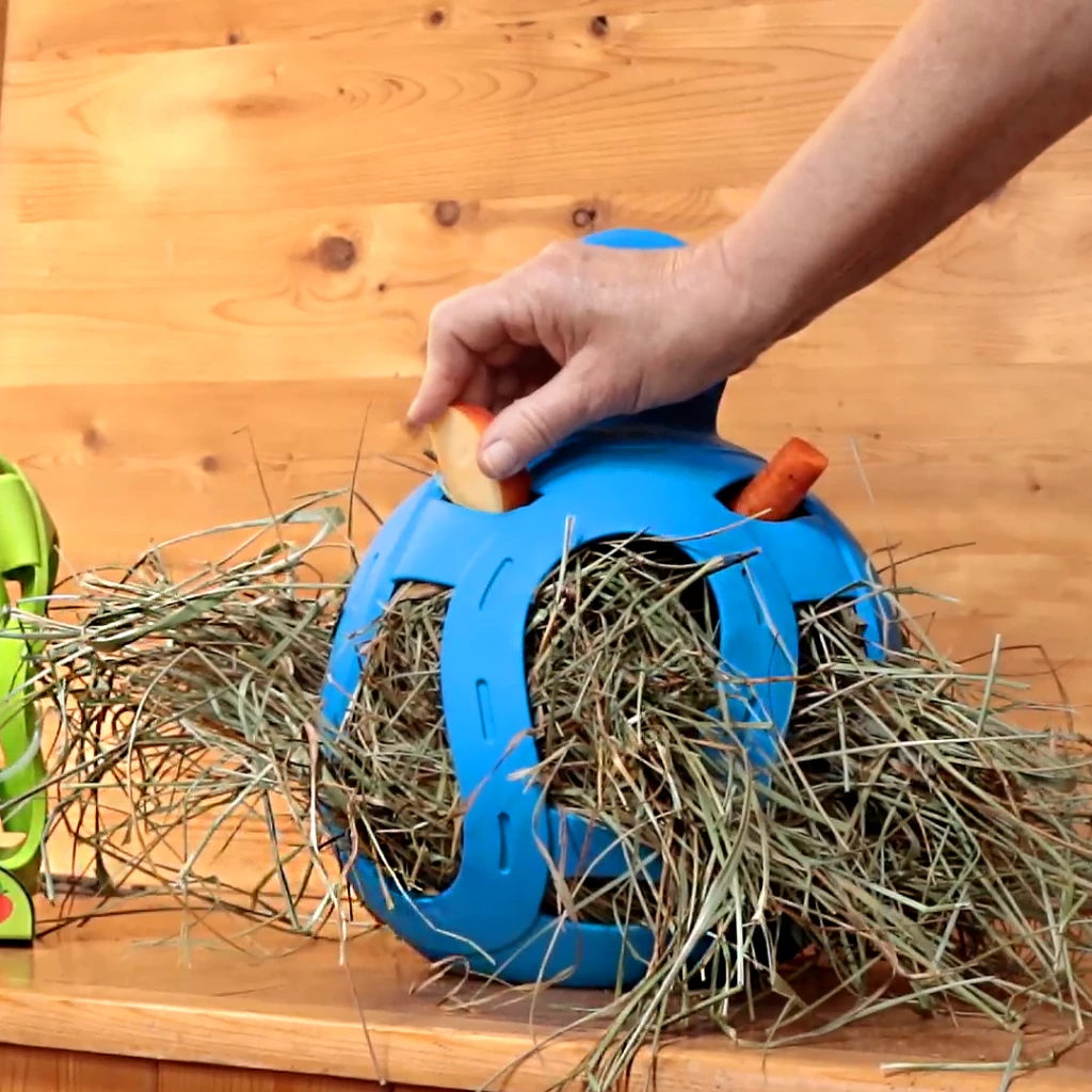 Jolly Hay Ball Blue